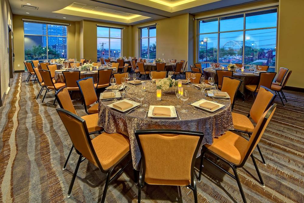 Hilton Garden Inn Nashville Downtown Convention Center מראה חיצוני תמונה